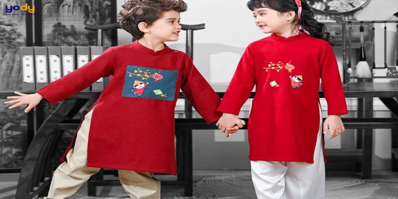 Cách chọn quần áo ngày tết cho bé